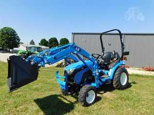 2025 LS MT225S Tracteur d'occasion - Product Image 5