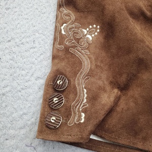 Lederhosen Tradicionales Bávaros Alemanes de Cintura Alta y Frente Plano, Tallas Grandes para Hombres, Mujeres y Niñas, Colección de Verano, Precio Bajo al por Mayor - Product Image 2