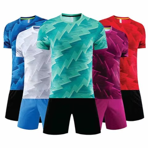 Ensemble d'uniformes de football de la meilleure qualité maillot de football à séchage rapide par sublimation dernière arrivée maillot de football d'entraînement maillot de football - Product Image 3