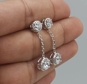 D E F Couleur Ronde Lab Grown Diamants Boucles D'oreilles VS + Clarté Excellente Coupe Belles Boucles D'oreilles En Argent Sterling 925 Pour Les Femmes - Product Image 2