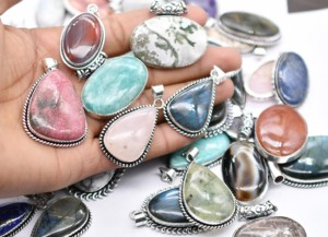 Lote de 25 Colgantes de Piedras Preciosas, Chapados en Plata Oxidada, para Diseñadores de Joyería, Lote Mixto de Colgantes para Mujer. Piedras Preciosas de Colores Variados - Product Image 4