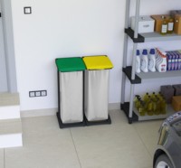 Poubelles extérieures en plastique écologiques de marque italienne Mongardi, 80L, rectangulaires, type debout, résistantes aux intempéries, sans vis, faciles à installer