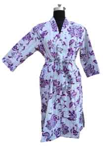 ชุดนอนกิโมโนลายดอกคันธาแบบใหม่ ผ้าไม่ทอ แขนยาว ระบายอากาศได้ดี เนื้อผ้านุ่ม ดีไซน์สองด้าน พร้อมเข็มขัด ชุดลำลองสำหรับผู้หญิง - Product Image 4