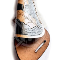Couteau pliant professionnel en acier Damas de qualité industrielle, manche en acier inoxydable, étui en cuir, bord dentelé OEM, vente en gros
