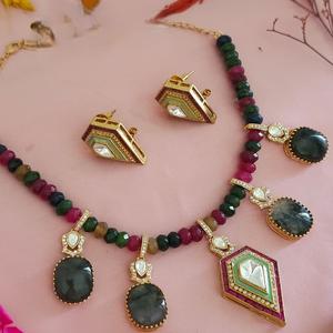 Ensemble collier et boucles d'oreilles en chaîne plaqué or de qualité supérieure avec pierres, collection pour mariage, pour femmes - Product Image 1