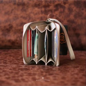 Cartera de cuero de Indonesia hecha a mano para mujer diseño de grano completo Premium con bolsillo para monedas y organizador de tarjetero - Product Image 5