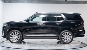 Mejor precio, mejor valor: Escalade 2024 Negro Azabache, Premium Luxury Platinum, 4X4, camioneta con motor V8 de 6.2L - Product Image 2