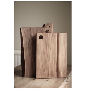 Planche à découper en bois 3 pièces de forme ronde avec poignée et accessoires de cuisine Planche à découper en bois - Product Image 2