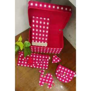 Juego de 6 Pañuelos Rosados con Diseño de Tablero de Ajedrez para San Valentín y Pascua, para Uso en la Oficina y el Hogar, Regalos de Bienvenida - Product Image 1