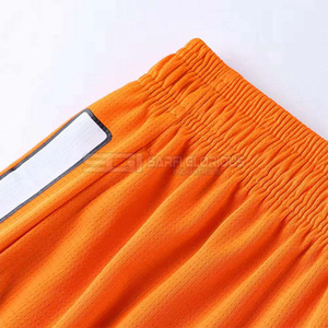 Uniforme de Baloncesto de Diseño Único y Tendencia, Conjunto Deportivo Transpirable para Nombre de Equipo Personalizado - Product Image 2