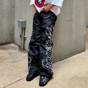 Pantalons de survêtement en denim délavé en gros, pantalons de survêtement pour hommes de haute qualité avec poches, logo personnalisé, pantalons de survêtement pour hommes - Product Image 1