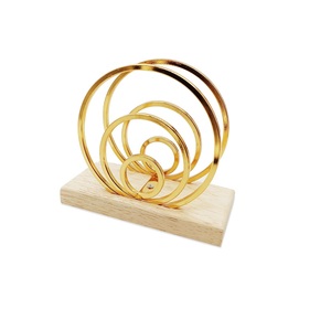 Modèle de table de style personnalisé porte-serviettes décoratif en métal avec plaqué or pour la maison hôtel utilisation en prix de gros - Product Image 1