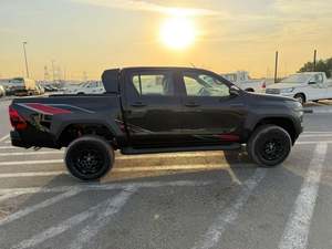 NOUVEAU TOYOTA HILUX GR SPORT DOUBLE CABINE 2026, 4 PORTES, 4.0L ESSENCE, 6 CYLINDRES, TRANSMISSION AUTOMATIQUE, TURBO, PANORAMIQUE, LED - Product Image 4