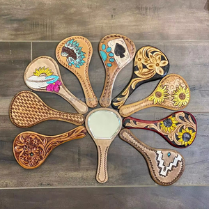 มือทาสีของแท้หนังเครื่องมือกระจกมือถือสไตล์ตะวันตกแต่งหน้ากระจกมือกระจกออกแบบวินเทจของขวัญที่สมบูรณ์แบบสําหรับภรรยา - Product Image 5