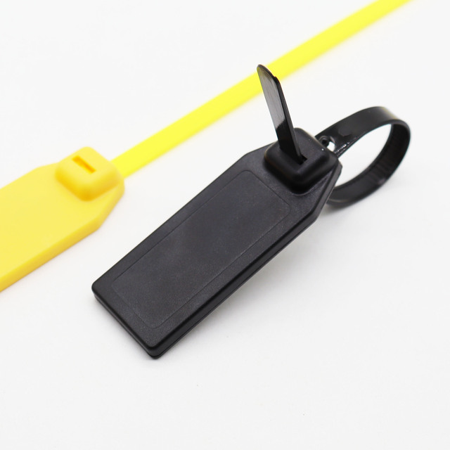Wholesale Mini Anti Metal UHF RFID Tag PCB Tags For Tools Tracking