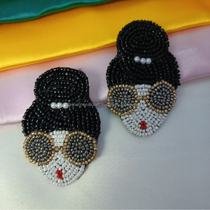 New Arrival Resin and Wood C-Shape <b>Earring</b> <b>Hook</b> Christmas-inspired Christmas Resin Cuff <b>Earrings</b> for Parties - Product Image 1