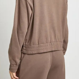 Sweat-shirt pour femmes de haute qualité en gros pour les acheteurs en gros avec des poches cargo pour plus de confort et un logo personnalisable 2026 - Product Image 6