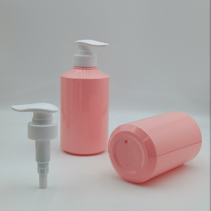 ขวดพลาสติก PET ทรงกระบอก Pavico VN 500 มล. สำหรับบรรจุภัณฑ์เจลอาบน้ำ แชมพู น้ำยาฆ่าเชื้อโรคบนมือ และผลิตภัณฑ์ดูแลผิว - Product Image 2