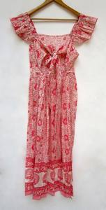 Robe longue de couleur pêche faite à la main décontractée nouveau modèle bouton décoration sans manches naturel pour un usage quotidien prix de gros - Product Image 2