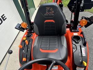 รถแบคโฮ1022 2024 Bad Boy BBH100มือสอง22HP เครื่องยนต์ Kubota 4x4ขับเคลื่อนประเภทแกนส่วนประกอบหลัก-ปั๊มกระปุกเกียร์ - Product Image 4