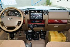 สำหรับ Toyota สำหรับ Landcruiser ห้องโดยสารคู่เบาะหนังแท้สีดำกล้องหลังล่องเรือทำจากอลูมิเนียมอัลลอยด์ - Product Image 5