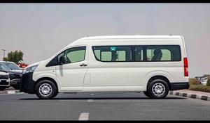 NUEVO TOYOTA HIACE 2025 4X4 TRACCIÓN EN LAS CUATRO RUEDAS SIN ACCIDENTES DLX S COUPE NEU VOLL 415PS Twin Turbo 7s TRANSMISIÓN AUTOMÁTICA - Product Image 5