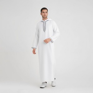 Vêtements islamiques modestes pour hommes, robe <span class=keywords><strong>marocaine</strong></span> à capuche brodée, polyester noir, thobe, poches zippées, stock en gros, respirant - Product Image 6