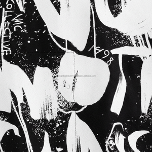 Camiseta Negra Oversize de Gran Gramaje con Gráfico de Pintura en Aerosol 'This Is Not Another Classic Story', Logotipo Personalizado OEM - Product Image 5