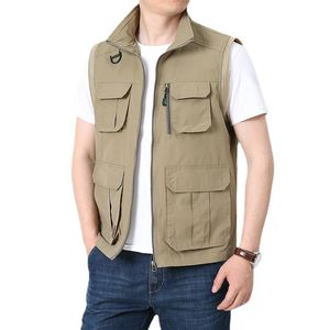 Chaleco y chaleco utilitario de moda para hombre de talla grande al por mayor, chaleco informal para exteriores con múltiples bolsillos, diseño transpirable de talla grande - Product Image 4