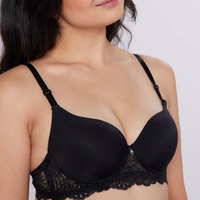 Ensemble de lingerie sexy en résille pour femmes avec un design transparent et des bretelles réglables, parfait pour les moments intimes