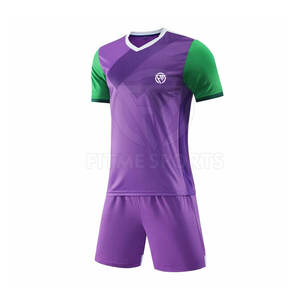 Servicio OEM Ropa de entrenamiento Uniforme de fútbol de nuevo diseño Uniforme de fútbol de bajo precio - Product Image 1