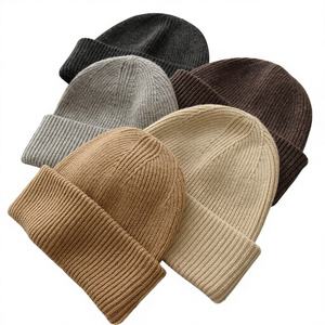 Gorro de puño de punto de invierno térmico de alto rendimiento Unisex, gorro de lana 100%, estilo holgado cálido, gorros personalizables al por mayor - Product Image 1