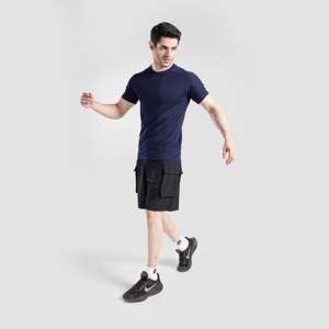 Shorts cargo micro en polyester 100% GA, couleur noire, style streetwear confortable, motif uni sportif - Product Image 4