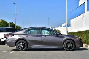 Bonne voiture disponible - Product Image 6