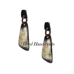 ต่างหูรูปเขาควายธรรมชาติสำหรับผู้หญิงดีไซน์แบบ100% ทำด้วยมือพร้อมต่างหูรูปสัตว์และกิ๊ฟท์ - Product Image 4