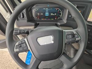 Camion tracteur logistique MAN TGX 26.520 Trakker 410 6X2-4 LL Diesel Euro 5, transmission automatique, conduite à gauche, 351-450 ch, 31-40T - Product Image 6