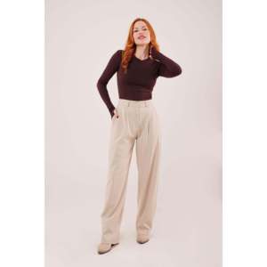 Pantalon ajusté crème pour femme modèle Lustrin Premium - Pantalon professionnel en mélange polyester élasthanne pour la vente en gros - Product Image 4
