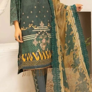 Summer Women's New Style Party Dress with <b>Elastic</b> Waist Traditional Pakistani Salwar Kameez Decorated with <b>Lace</b> and Buttons - Product Image 2