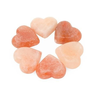 Savon en barre au sel rose de l'Himalaya, offrant des soins exfoliants pour la peau, un nettoyage détoxifiant du corps et une douceur hydratante