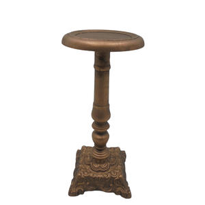 Ensemble de 3 bougeoirs en aluminium couleur or en laiton fumé pour le salon et la décoration de mariage faits à la main en vrac - Product Image 5