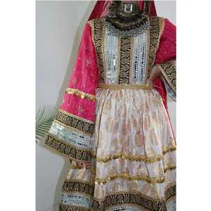 Robe maxi traditionnelle afghane Kuchi en gros, faite à la main, brodée avec des miroirs, des pièces de monnaie et un design tribal pour femmes ODM - Product Image 3