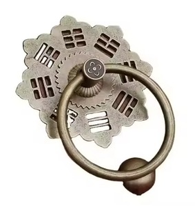 Timbre de Puerta de Hierro Moderno y Lujoso, Ligero, Hecho a Mano, Ecológico, Decoración para Puerta Principal de Diwali, Herraje para Entrada de Casa o Villa - Product Image 1