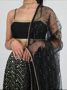 Lujosa novia Lehenga Choli: exquisitos diseños para tu fiesta especial de Día Lehenga Choli con trabajo de piedra Anarkali Pishwas - Product Image 2