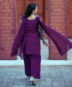 ชุดสูท Sharara แบบปักลายใหม่พร้อมลำดับงานปักและงานกระจกจริงตะเข็บเต็มตัวพร้อมยางยืดด้านล่างยาว40นิ้ว - Product Image 6