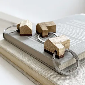 Portachiavi e Moschettoni in Legno Personalizzati Baumhaus, Gadget Promozionali su Misura - Product Image 4