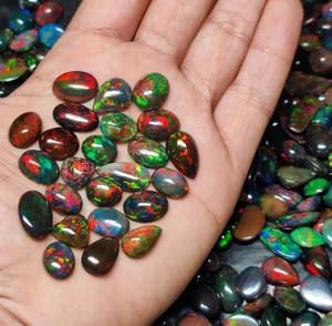 Opale noire éthiopienne naturelle de qualité supérieure, cabochon multi-feu, pierre précieuse en vrac, 2-3 carats, certifiée par un tiers, prix bas - Product Image 5