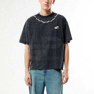 Camiseta Moderna de Corte Recto para Hombre, Diseñada con Hombros Caídos Relajados y un Estilo Urbano Minimalista - Product Image 5