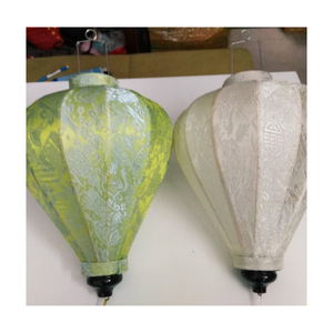 Lanternes Hoian pour la décoration d'événements Lanternes en soie Meilleur prix du Vietnam Lanternes en bambou écologiques pour l'extérieur à partir de 99 données dorées - Product Image 4