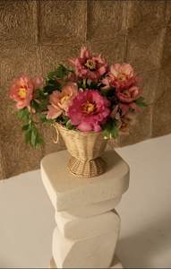 Exquisito jarrón de urna de ratán hecho a mano, jarrón decorativo de urna con patas de mimbre Natural tejido a mano para decoración de hogar, Hotel y restaurante - Product Image 2