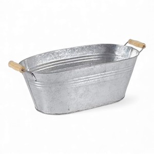 Bañera Ovalada de Metal Galvanizado con Asas de Madera, Contenedor Rústico Estilo Granja para Almacenamiento de Plantas y Decoración - Product Image 1